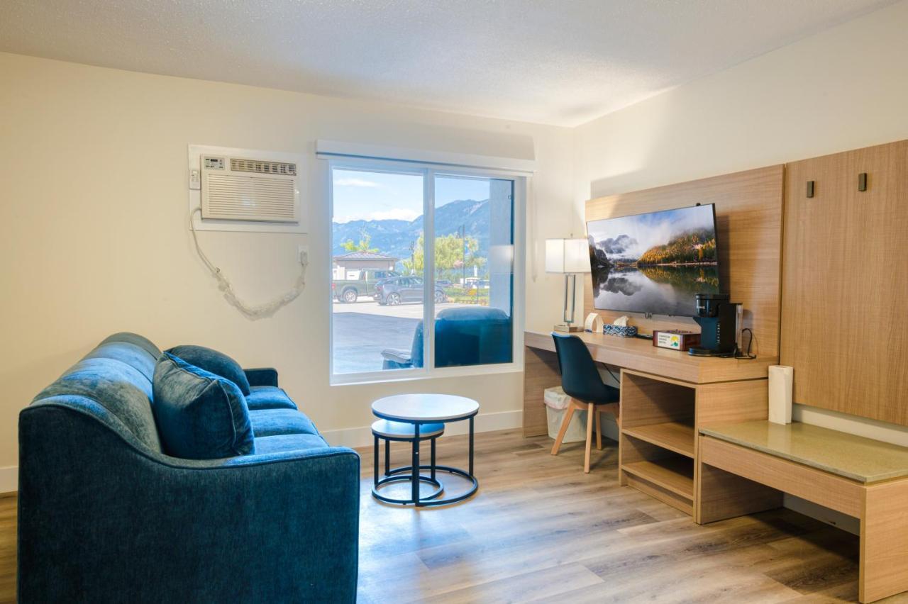 Harrison Grand Motel Harrison Hot Springs Eksteriør billede